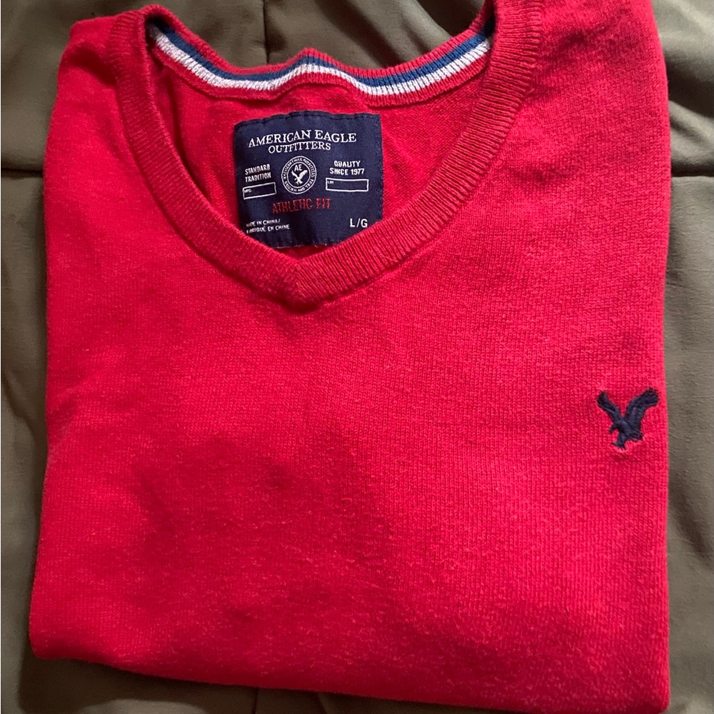 100% cotton men’s V-Neck Sweater